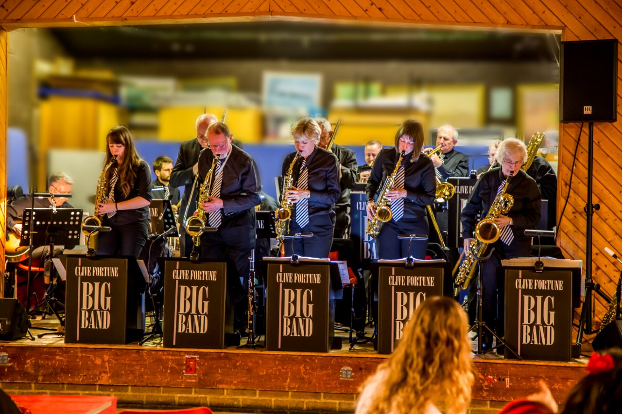 Christmas Big Band Swing