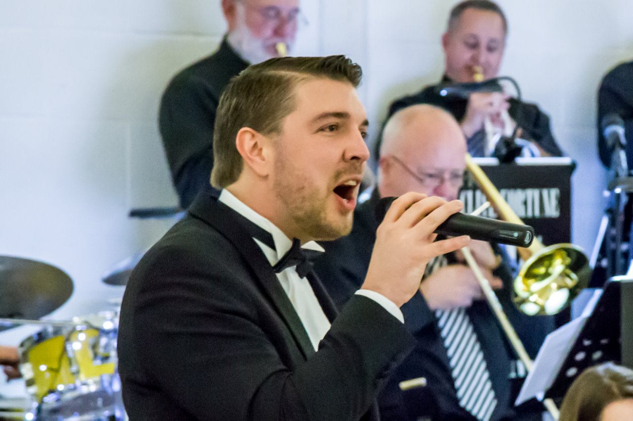 Christmas Big Band Swing