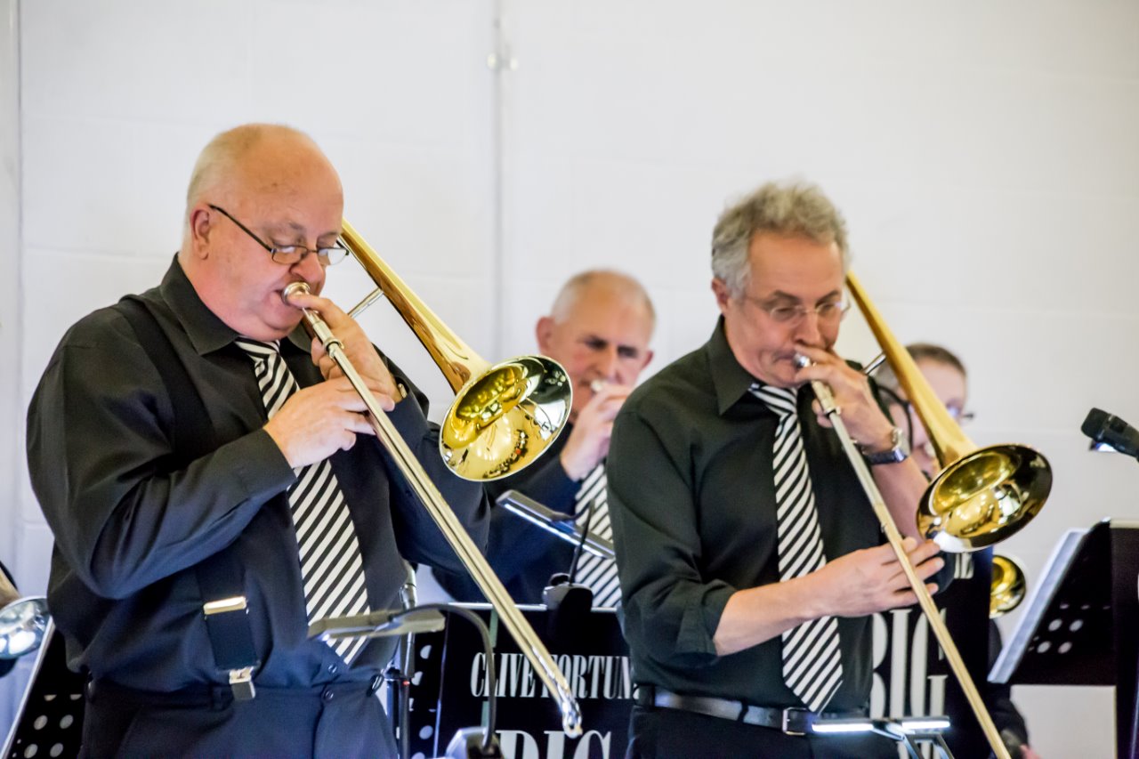 Christmas Big Band Swing